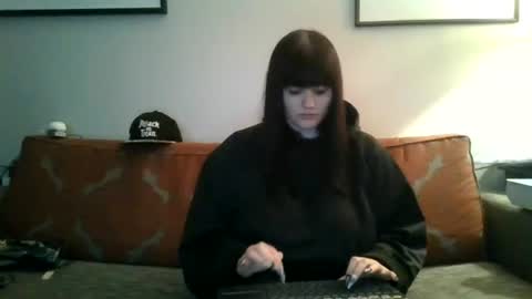 Snapshot of l1lybaby chatting on June 24, 2026, 5:50 am Lily online show from June 24, 2026, 5:50 am
