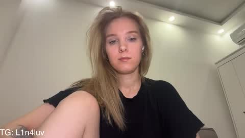 Snapshot of l1n4luv chatting on May 10, 2026, 5:29 pm lina online show from May 10, 2026, 5:29 pm