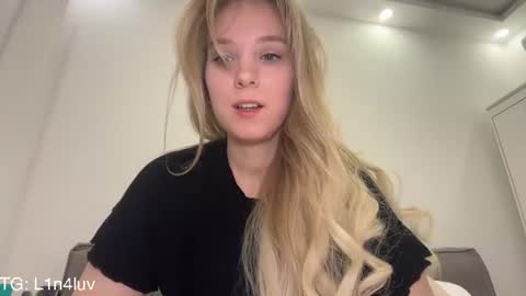 Snapshot of l1n4luv chatting on June 18, 2026, 7:18 pm lina online show from June 18, 2026, 7:18 pm