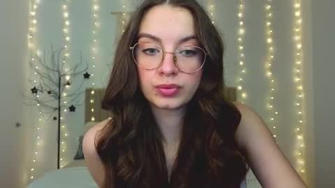 Margo  online show from February 5, 2026, 1:38 pm