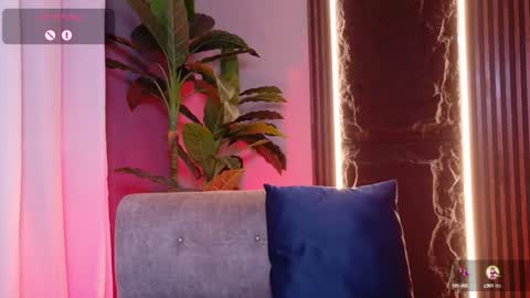 Snapshot of la_diabla_111_ chatting on October 13, 2025, 7:14 pm Karime online show from October 13, 2025, 7:14 pm