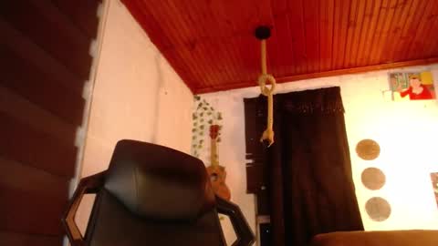 Snapshot of la_femme_fatale_ chatting on March 8, 2025, 3:39 am Hanna FREE ONLYFANS online show from March 8, 2025, 3:39 am