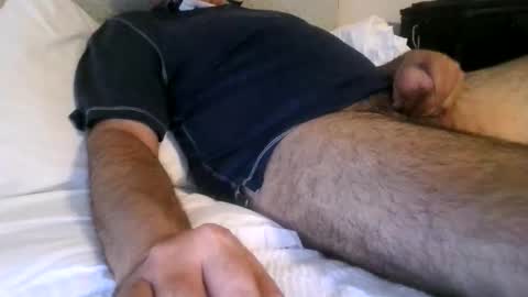 Snapshot of la_guyy chatting on June 8, 2026, 3:07 am la_guyy online show from June 8, 2026, 3:07 am