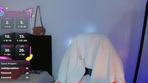 AriSaray online show from October 5, 2025, 10:51 pm