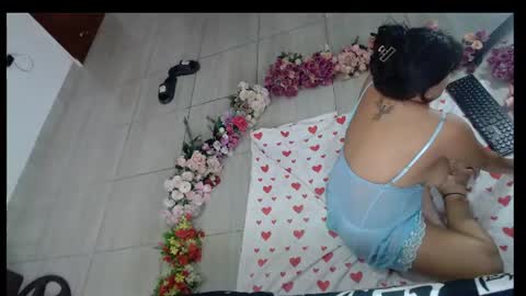 Snapshot of la_wuaifu1 chatting on June 24, 2026, 8:19 pm la_wuaifu1 online show from June 24, 2026, 8:19 pm