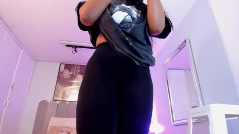 Snapshot of laady_brownn chatting on February 28, 2025, 11:36 am Cris online show from February 28, 2025, 11:36 am