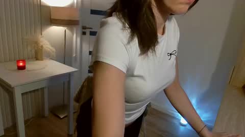 Snapshot of laady_lea chatting on May 28, 2026, 5:10 pm Lady Pearl online show from May 28, 2026, 5:10 pm