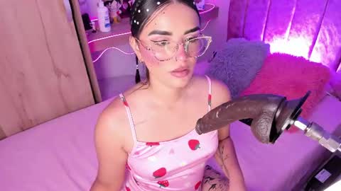 lana  foxx Model  independient online show from July 17, 2026, 11:20 pm