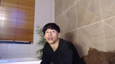 labrinthteasing online show from February 16, 2026, 12:12 pm