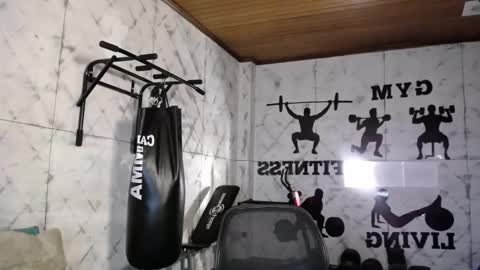 labrinthteasing online show from February 20, 2026, 1:11 pm