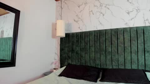 labrinthteasing online show from March 10, 2026, 12:43 pm