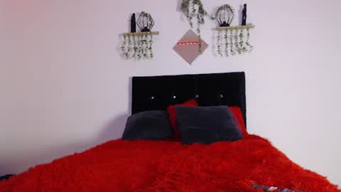 Snapshot of labrinthteasing chatting on June 11, 2026, 10:30 pm labrinthteasing online show from June 11, 2026, 10:30 pm