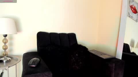 lace_victoria online show from May 30, 2026, 12:30 am