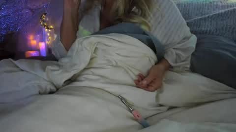 Lacey online show from July 26, 2026, 4:31 am