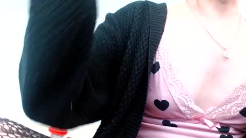 Lacey Phoenix online show from January 14, 2025, 2:50 am