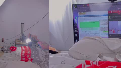 Snapshot of lacii_lost chatting on December 11, 2024, 9:12 pm LACI LOST online show from December 11, 2024, 9:12 pm