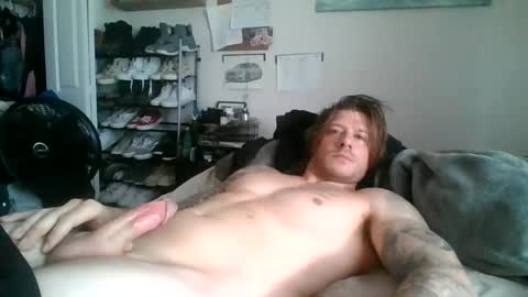 Snapshot of lacrioxcum18 chatting on December 7, 2024, 8:27 pm lacrioxcum18 online show from December 7, 2024, 8:27 pm