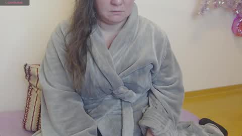 Lady Adrianna online show from February 28, 2025, 9:44 pm