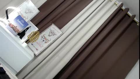 lady_angelala online show from January 27, 2025, 12:58 pm