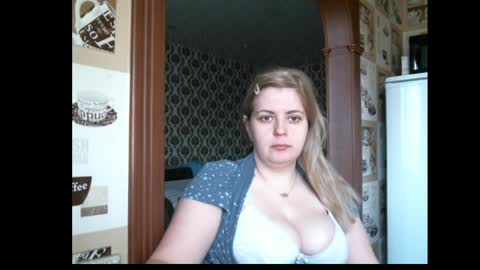 lady cute cat29 online show from April 10, 2026, 3:01 am