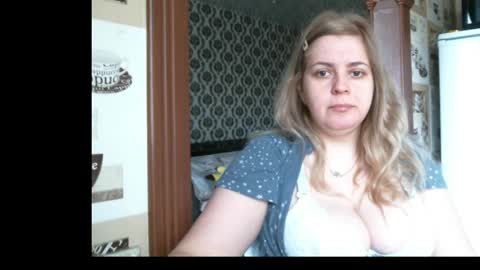 Snapshot of lady_cute_cat chatting on May 14, 2026, 2:29 am lady cute cat29 online show from May 14, 2026, 2:29 am