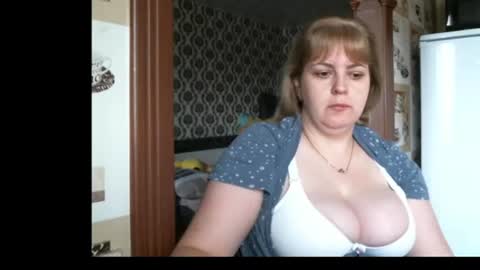 Snapshot of lady_cute_cat chatting on July 7, 2026, 2:47 am lady cute cat29 online show from July 7, 2026, 2:47 am