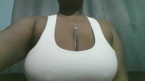 lady_dearra online show from September 10, 2025, 1:38 am