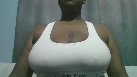 lady_dearra online show from October 31, 2025, 5:30 am