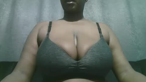 lady_dearra online show from December 15, 2025, 2:49 am