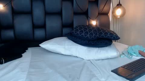 Snapshot of lady_falcon chatting on January 29, 2025, 8:08 am LADY online show from January 29, 2025, 8:08 am