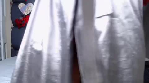 Snapshot of lady_falcon chatting on February 15, 2025, 4:58 am LADY online show from February 15, 2025, 4:58 am