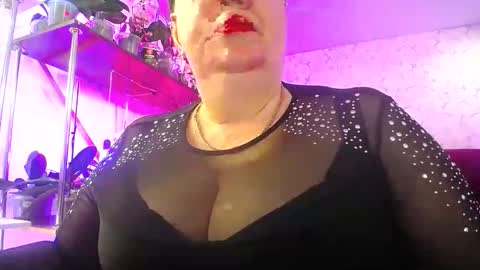 Lady Gloria online show from April 9, 2026, 6:02 am