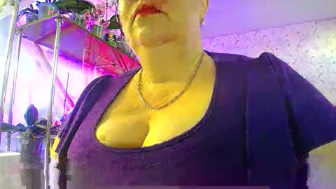 Lady Gloria online show from April 29, 2026, 5:11 am
