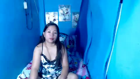 lady_in_bed69 online show from May 3, 2026, 9:54 pm