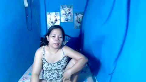 lady_in_bed69 online show from May 26, 2026, 11:12 pm
