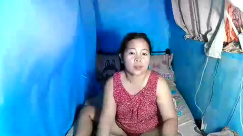 lady_in_bed69 online show from June 11, 2026, 12:32 am