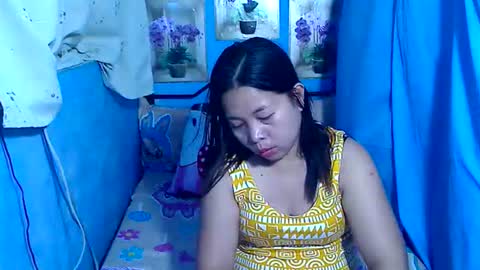 lady_in_bed69 online show from July 17, 2026, 12:06 am