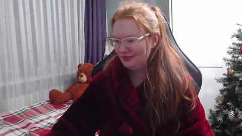 Snapshot of lady_inari chatting on January 8, 2025, 3:08 am Angelika online show from January 8, 2025, 3:08 am