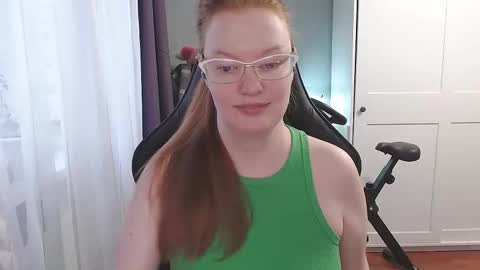 Snapshot of lady_inari chatting on October 12, 2025, 2:16 pm Angelika online show from October 12, 2025, 2:16 pm