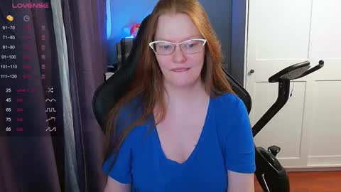 Snapshot of lady_inari chatting on February 13, 2026, 1:01 am Angelika online show from February 13, 2026, 1:01 am