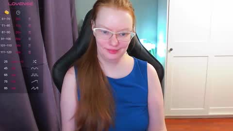 Snapshot of lady_inari chatting on February 24, 2026, 12:30 am Angelika online show from February 24, 2026, 12:30 am