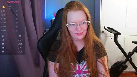 Snapshot of lady_inari chatting on March 27, 2026, 1:00 am Angelika online show from March 27, 2026, 1:00 am