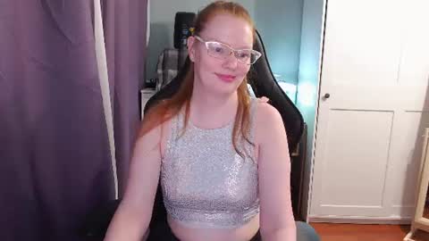 Snapshot of lady_inari chatting on July 11, 2026, 5:59 pm Angelika online show from July 11, 2026, 5:59 pm