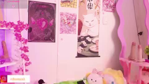 Snapshot of lady_noize chatting on June 9, 2026, 8:42 pm Lady online show from June 9, 2026, 8:42 pm