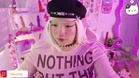 Snapshot of lady_noize chatting on July 27, 2026, 9:22 pm Lady online show from July 27, 2026, 9:22 pm