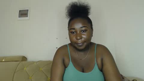 Snapshot of lady_twerky chatting on February 6, 2026, 10:51 am Maya online show from February 6, 2026, 10:51 am