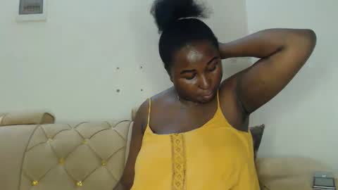 Snapshot of lady_twerky chatting on February 13, 2026, 1:34 am Maya online show from February 13, 2026, 1:34 am