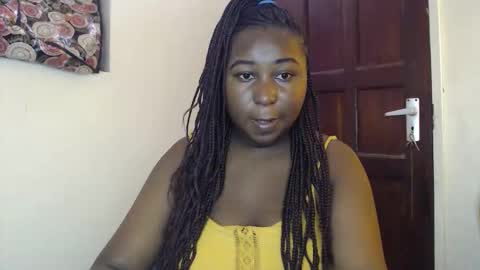 Snapshot of lady_twerky chatting on February 24, 2026, 12:36 pm Maya online show from February 24, 2026, 12:36 pm