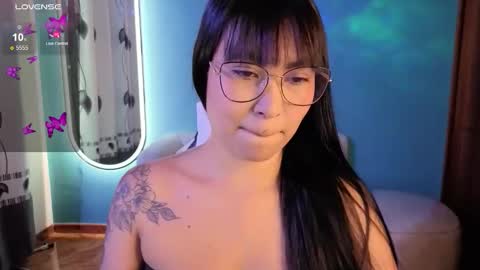 Lady Violet Bridgerton online show from October 11, 2025, 10:30 pm