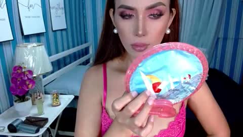 Snapshot of ladyashxxx chatting on February 4, 2026, 11:38 am isabelle ash DONT FORGET TO FOLLOW AND THUMBS ME UP BITCHES online show from February 4, 2026, 11:38 am